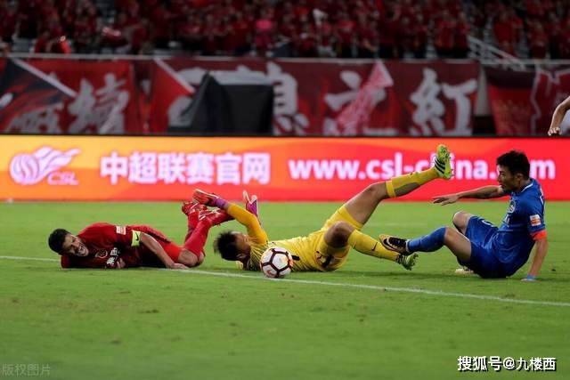 特斯拉成功研发出“飞行汽车”！
